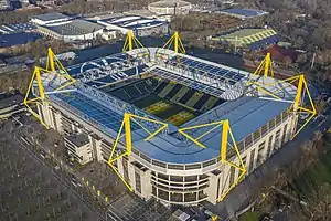 Westfalenstadion(FIFA World Cup Stadium, Dortmund)Ort: DortmundKapazität: 65.000Verein: Borussia Dortmund