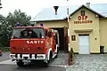 Feuerwehrfahrzeug des Dorfs