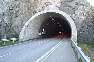 Sløverfjordtunnelen