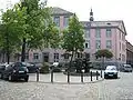 Ostflügel des Rathauses am Vreithof, ehemaliges Archigymnasium, ganz rechts der Rentkammerflügel aus Grünsandstein