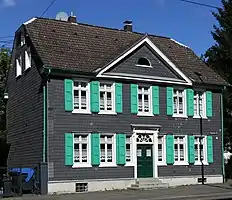Neuenhofer Straße 13erstes Rathaus ab 1875