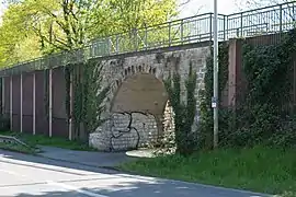 Bahndamm mit Unterführung am Roggenkamp