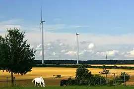 Typisches Erscheinungsbild der Mittleren Flächenalb: Großflächiger Ackerbau auf über 600&nbsp;m im Bereich der Ulmer Alb