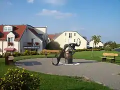 Sonnenuhr Sonnenkarussell am Zeisigweg im Gewerbepark