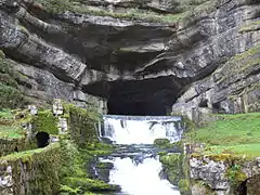 Karstquelle der Loue in Frankreich