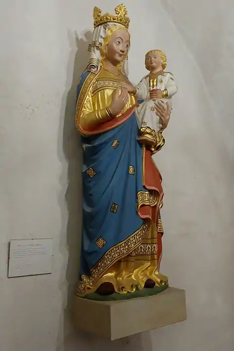 Spandauer Madonna (Replik) in der Ribbeckschen Kapelle (früher Marienkapelle) der Kirche.