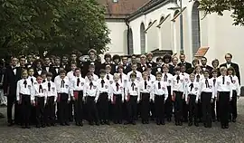 St.-Martins-Chorknaben Biberach im Konzertdress