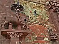 Skulptur. St. Georg, Drachentöter und Märtyrer am Basler Münster. Eine Kopie in Originalgrösse ist im Museum kleines Klingental (Basel) zu sehen.