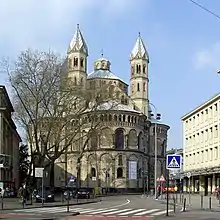 St. Aposteln in Köln mit drei Konchen