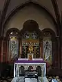 Marienaltar im linken Seitenschiff