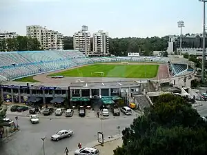 Das Qemal-Stafa-Stadion von Norden (Mai 2010)