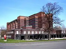Stadthalle Magdeburg von Südwesten