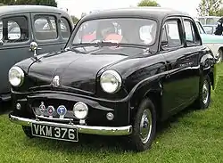 Standard Eight mit von innen zugänglichem Kofferraum