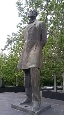 Mikael Nalbandian (1965), Jerewan