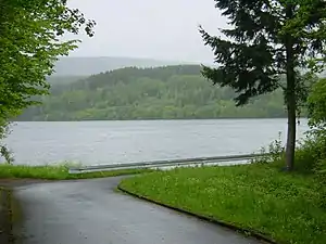 Blick auf den Stausee