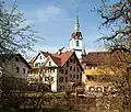 Pfarrkirche St. Jakob im Dorfkern von Steinen