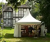 Altsachsenlager in Steyerberg, Informationszelt zu den Ausgrabungen, 2016