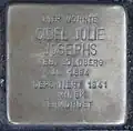 Gidel Julie Josephs vor der Hudtwalckerstraße 28