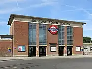 Sudbury Town, London;typischer Entwurf von Charles Holden