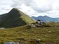 Blick von Osten vom Gipfelcairn des Sgùrr Beag auf den Sgùrr an Lochain