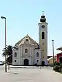 Außenaufnahme der Kirche