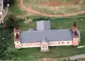 Luftaufnahme: Szirmabesenyő – Schloss "Szirmay"