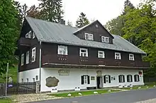 Gerhart und Carl zogen 1891 mit ihren Familien nach Schreiberhau (Szklarska Poręba) (heute Hauptmann-Museum).