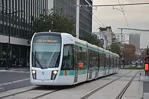 Linie T3b an der Porte d’Asnieres, 2018