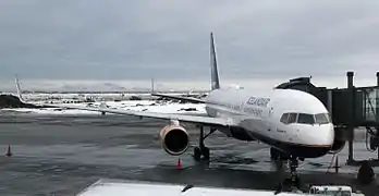 Icelandair Boeing 757 im Winter