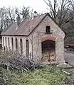 Freilgelegter historischer TIW Lokschuppen, erbaut 1906 (Aufn. 2003)