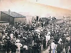 Ankunft der ersten Kapspur-Bahn in Beira, 9.&nbsp;Juli 1900