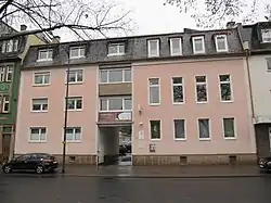 das Gebäude der Taiji Akademie in der Homburger Landstraße 120a/122 in Frankfurt-Preungesheim