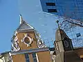 Alte und neue Architektur in Maakri