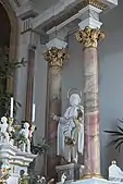 Assistenzfigur am Hochaltar