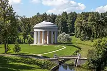 Freundschaftstempel im Park