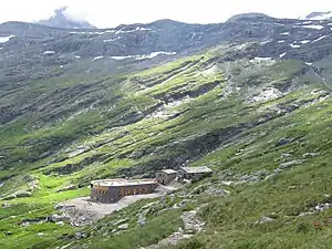 Blick auf die im Jahr 2013 renovierte Hütte