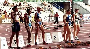 Lauren Hewitt (ganz rechts) erreichte als Siebte ihres Viertelfinallaufs nicht die nächste&nbsp;Runde