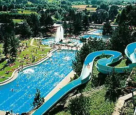Thermalbad und Rutschbahn