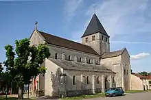 Kirche Saint-Florent-et-Saint-Honoré