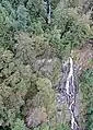 Mittlere und untere Stufe von der Hängeseilbrücke aus