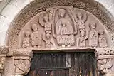 romanisches Tympanon mit Diamantstab-Rahmung