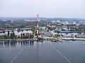 Kompaktmast mit Donauanordnung; Höhe 99 m, Spannweite 437 Meter