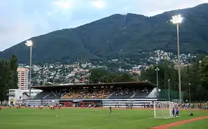 Hauptrang des Stadions