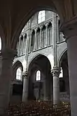 Triforium im Langhaus