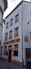 Wohn- und Geschäftshaus