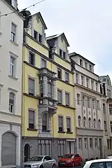 Wohn- und Geschäftshaus