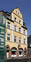 Wohn- und Geschäftshaus