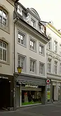 Wohn- und Geschäftshaus