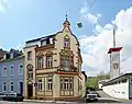 Friedrich-Wilhelm-Straße 80 mit der Einmündung der Saarbrücker Straße und der Feuerwache am St.-Barbara-Ufer