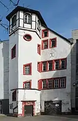 Wohn- und Geschäftshaus